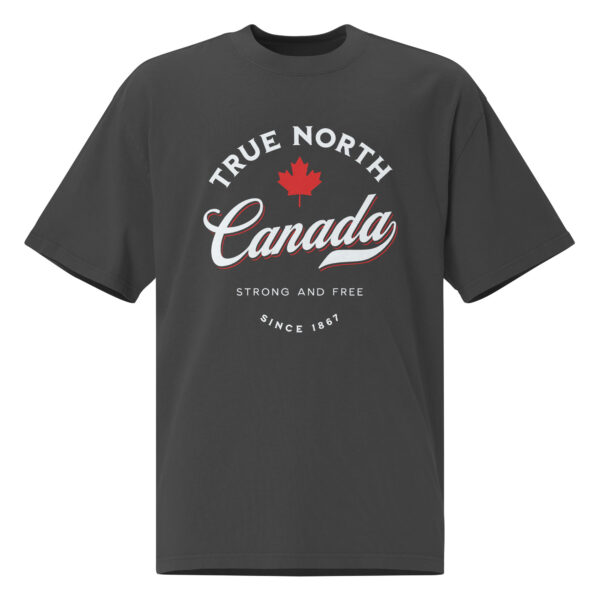 True North, Canada, Oversized faded t-shirt