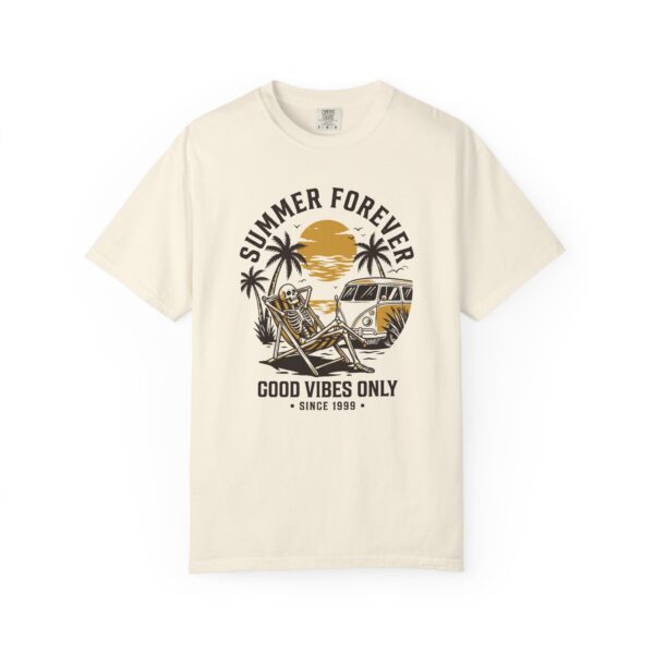 Summer Forever Graphic T-Shirt — "Good Vibes Only" Beach Retro Tee