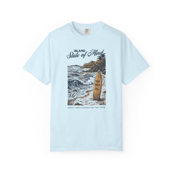Surf Vintage 'Island State of Mind' Tee — Retro Beach Wave Graphic T-Shirt