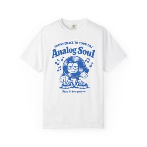 Analog Soul Tee — Retro Music Graphic Shirt ("Stay in the groove")