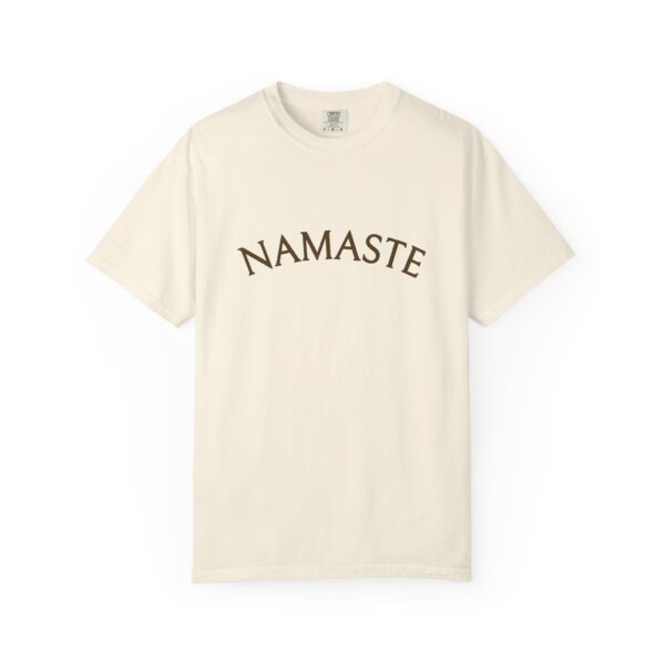 Namaste Tee — Minimalist Yoga T‑Shirt for Mindfulness & Calm